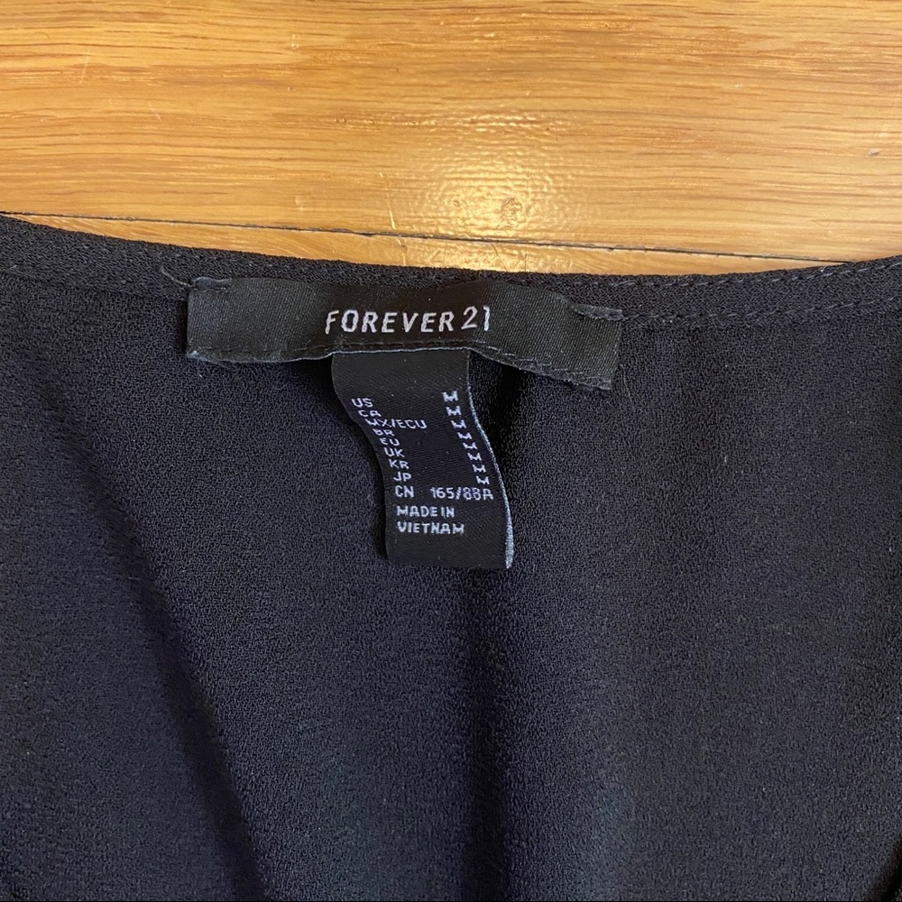 Top - Picture 3 of 3